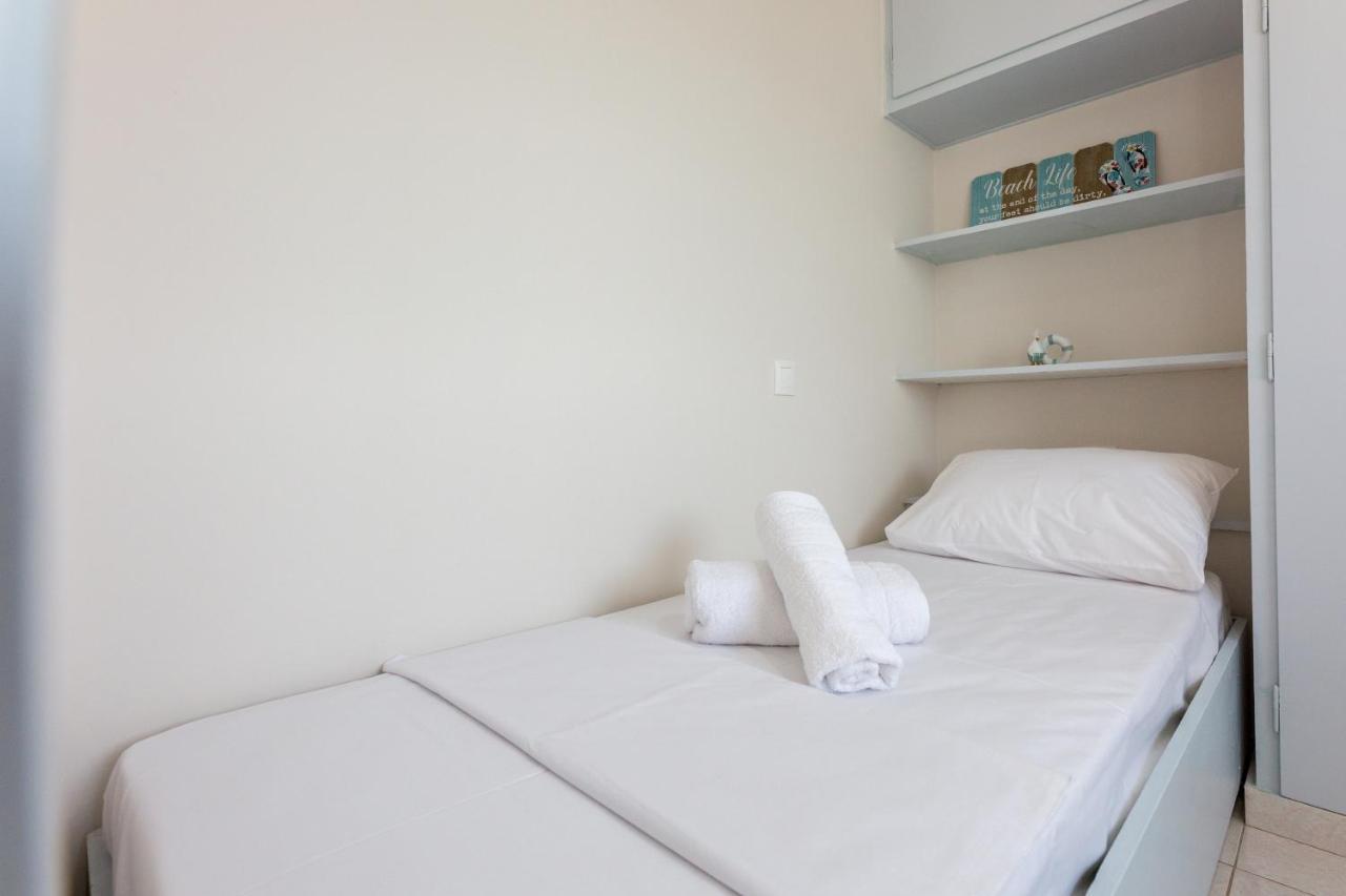 Апартаменты Cozy&Quiet Nest Лоутраки Экстерьер фото